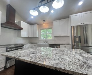 kitchen_dark_light